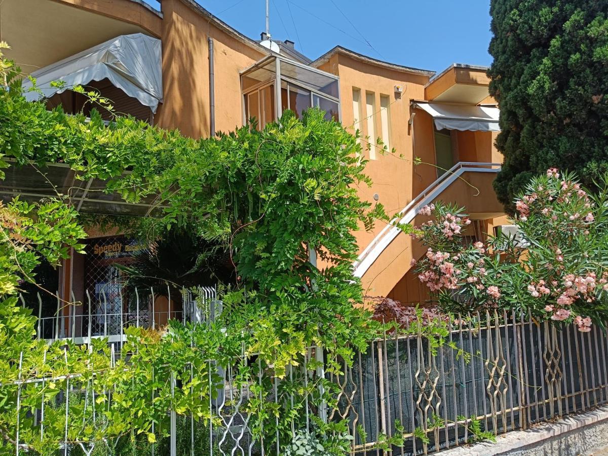 バルドリーノ Casa Lucyヴィラ エクステリア 写真