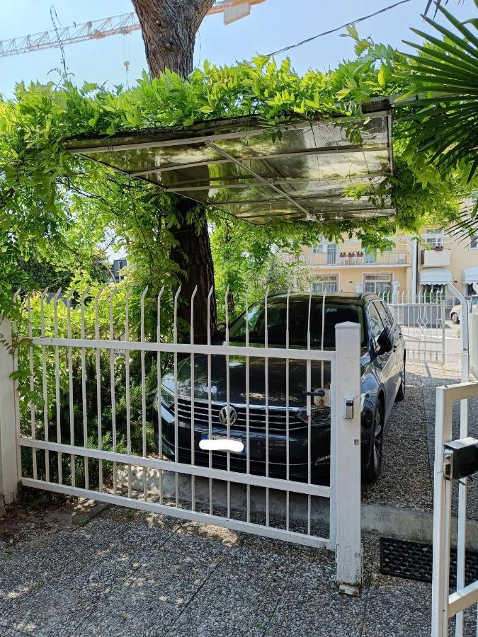 バルドリーノ Casa Lucyヴィラ エクステリア 写真